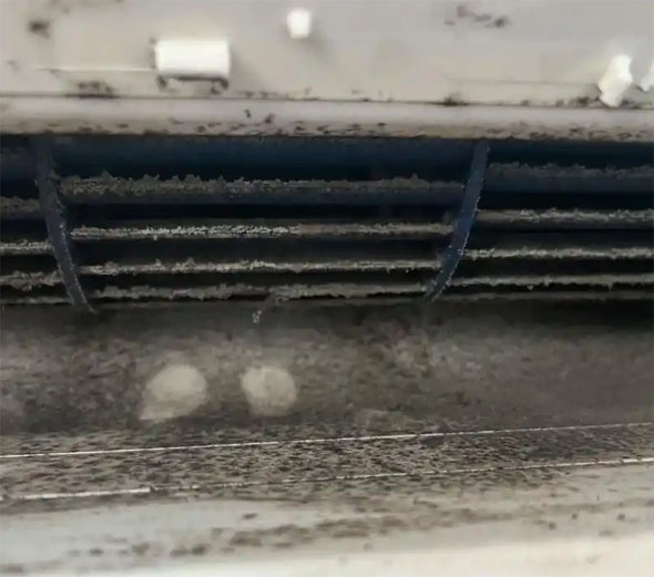 伊金霍洛空调吹的风有股烧焦味是怎么回事